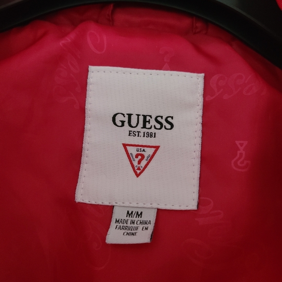 Guess Red Quited Vest Size Medium - Picture 3 of 8